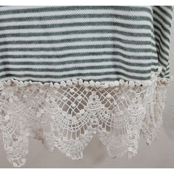 Miami Green White Striped Crochet Hem Medium Lightweight Soft Short Sleeves - Picture 2 of 5
